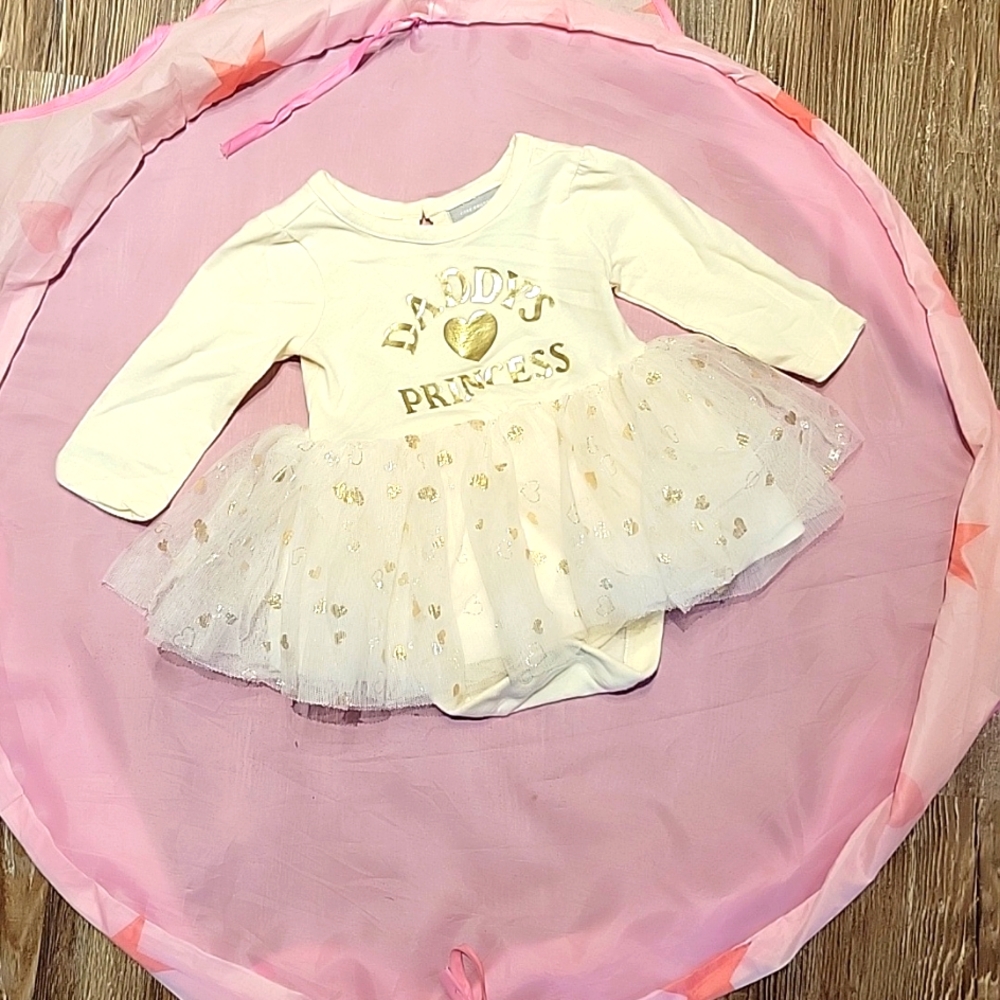 Baby clothes